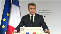 Macron salue le renouvellement