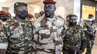 Les militaires doivent