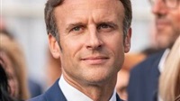 Emmanuel Macron accueille